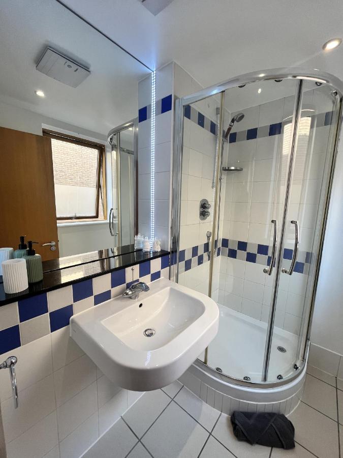 Spacious Mews Apartment, Clapham ロンドン エクステリア 写真