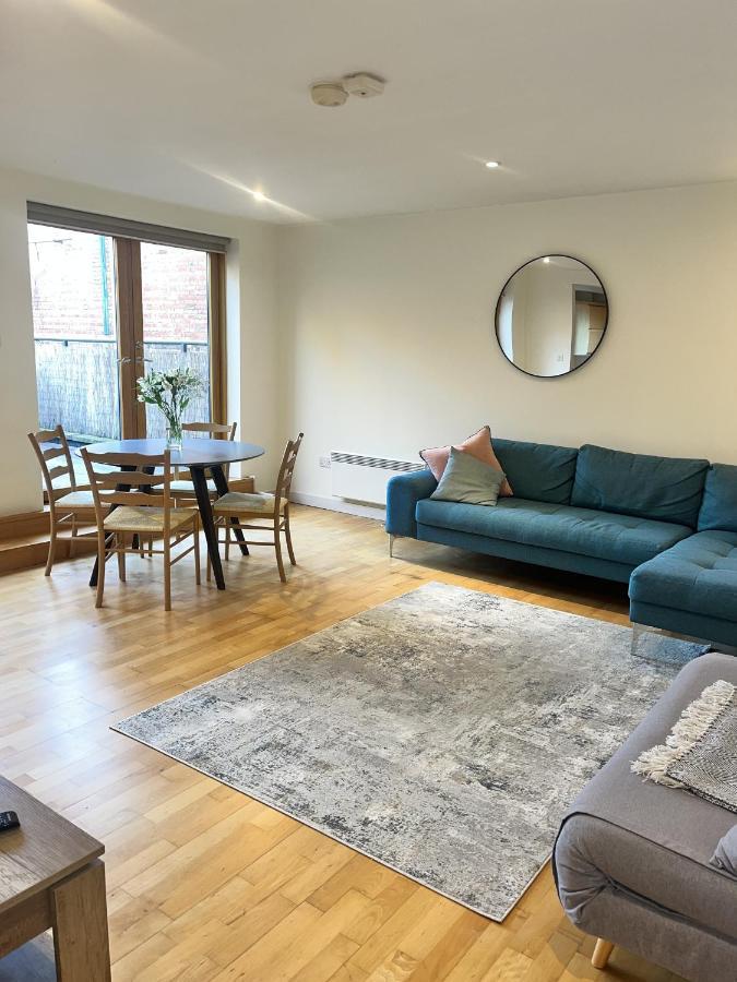 Spacious Mews Apartment, Clapham ロンドン エクステリア 写真